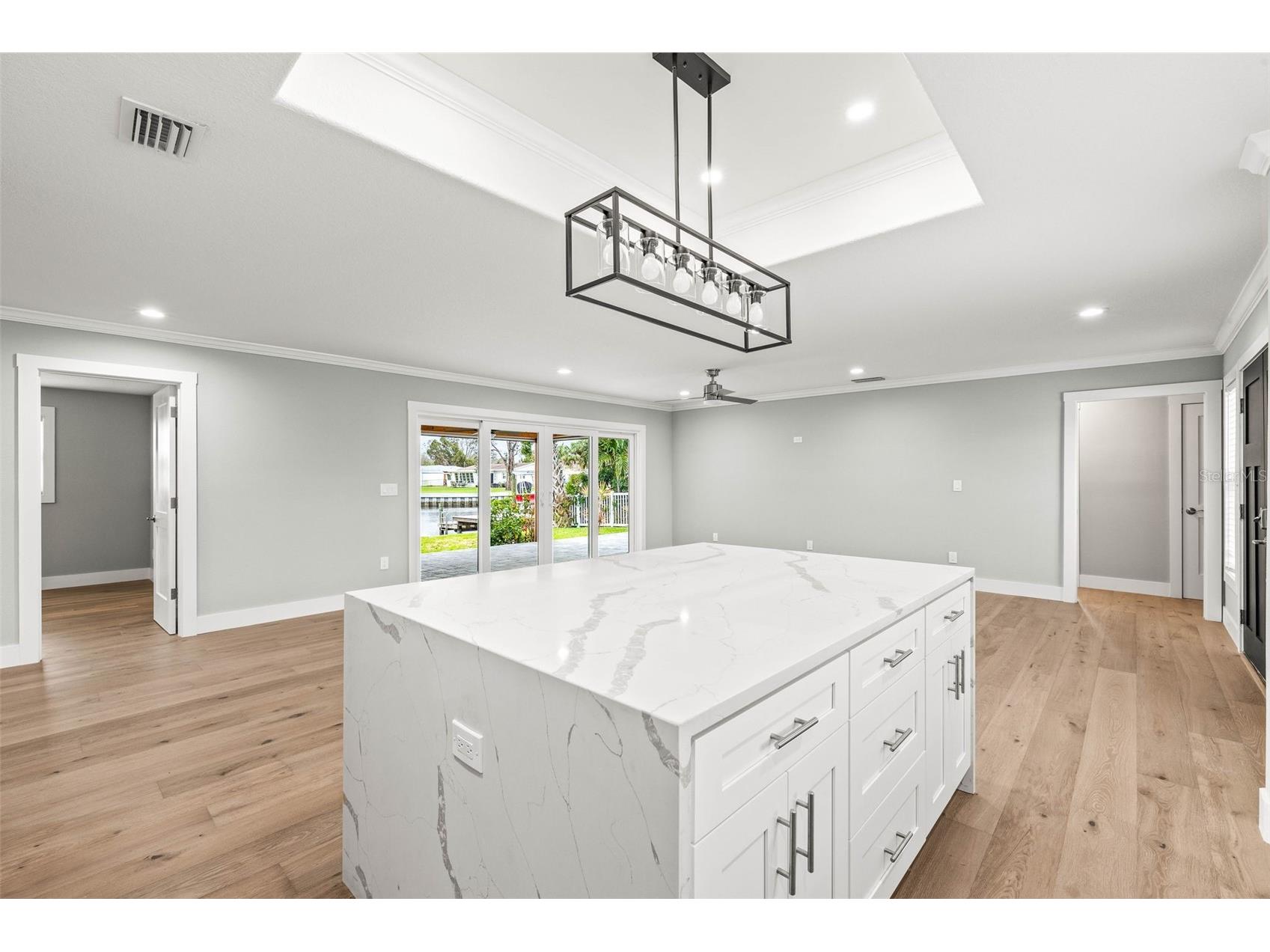 170 98th Avenue N Saint Petersburg FL 33702 - RIVIERA BAY TB8485839 image17