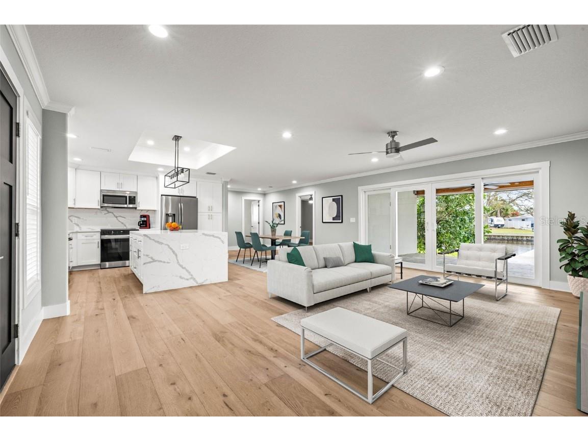 170 98th Avenue N Saint Petersburg FL 33702 - RIVIERA BAY U8226681 image2