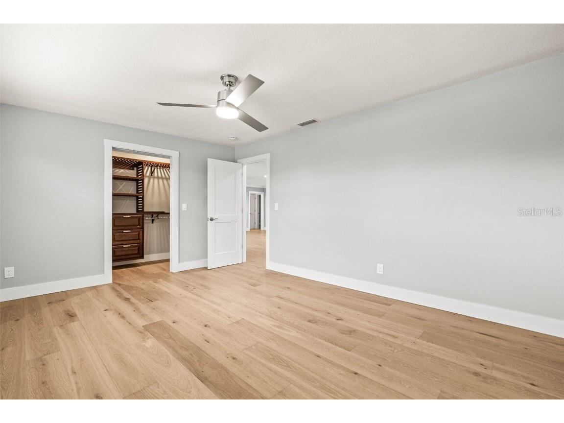 170 98th Avenue N Saint Petersburg FL 33702 - RIVIERA BAY U8226681 image27