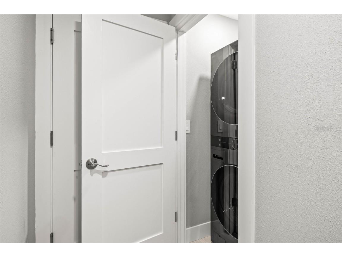 170 98th Avenue N Saint Petersburg FL 33702 - RIVIERA BAY U8226681 image32