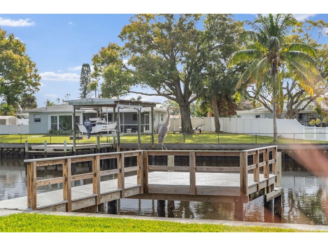 170 98th Avenue N Saint Petersburg FL 33702 - RIVIERA BAY U8226681 image42