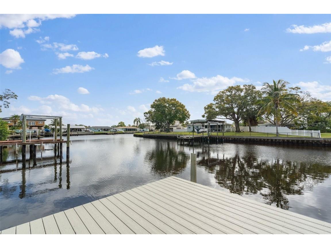 170 98th Avenue N Saint Petersburg FL 33702 - RIVIERA BAY U8226681 image45