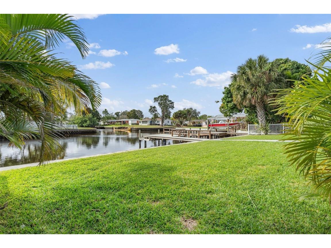 170 98th Avenue N Saint Petersburg FL 33702 - RIVIERA BAY U8226681 image47