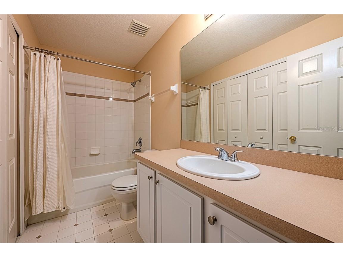 170 Coquina Bay Drive Saint Petersburg FL 33705 TB8448028 image22