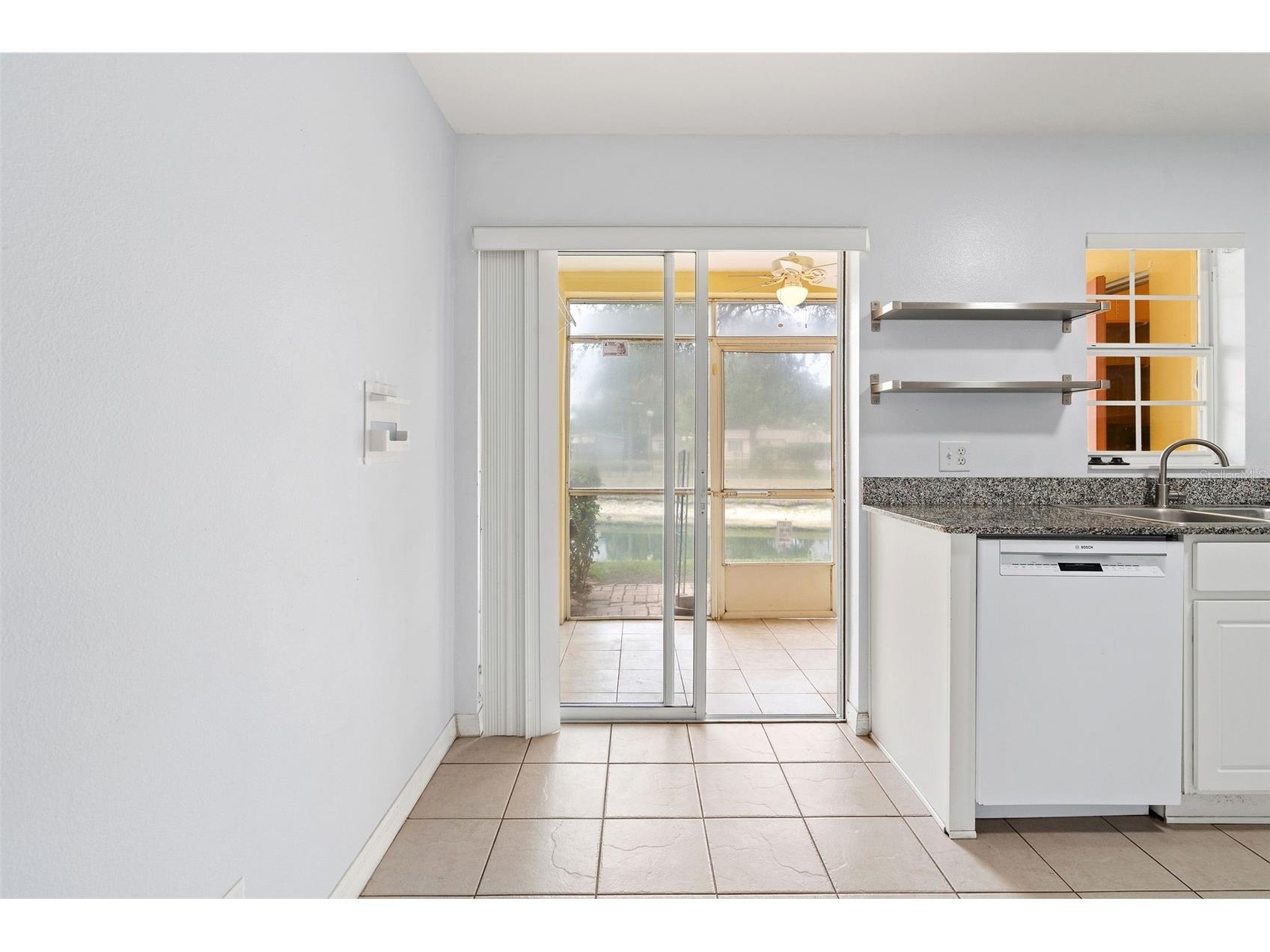 170 Coquina Bay Drive Saint Petersburg FL 33705 TB8517546 image14