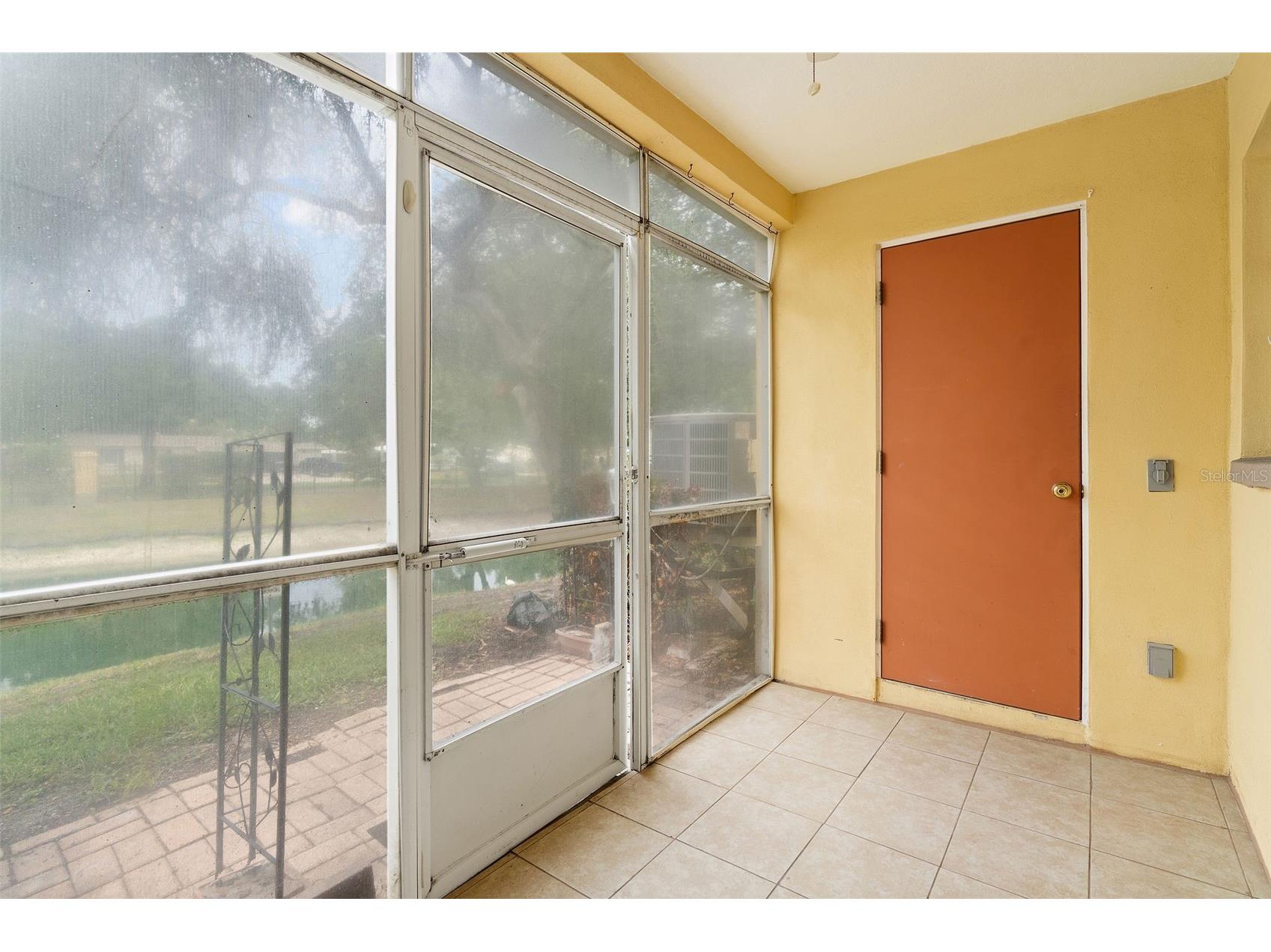 170 Coquina Bay Drive Saint Petersburg FL 33705 TB8517546 image27