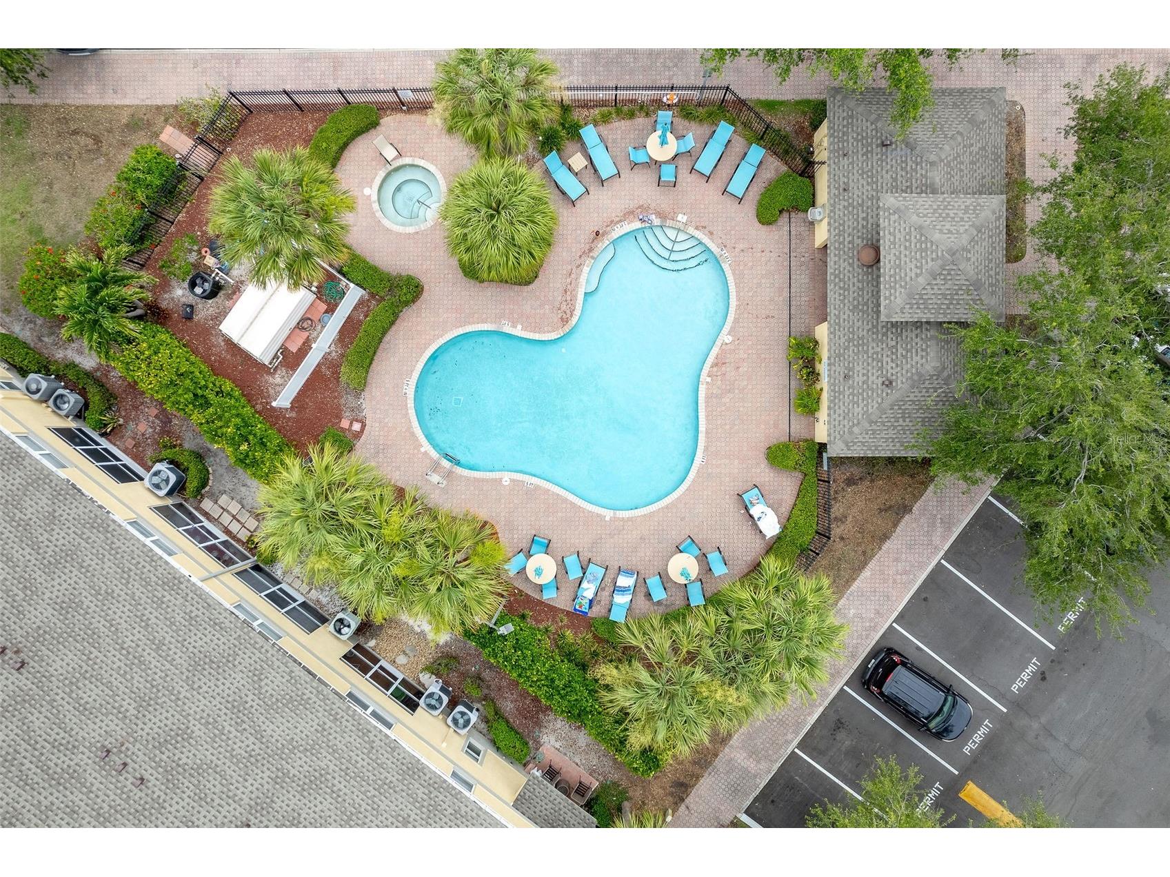 170 Coquina Bay Drive Saint Petersburg FL 33705 TB8517546 image32