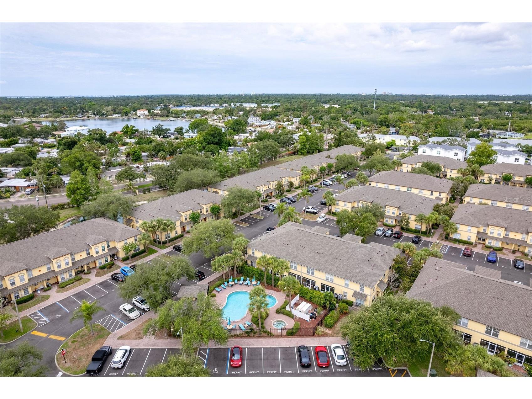 170 Coquina Bay Drive Saint Petersburg FL 33705 TB8517546 image34