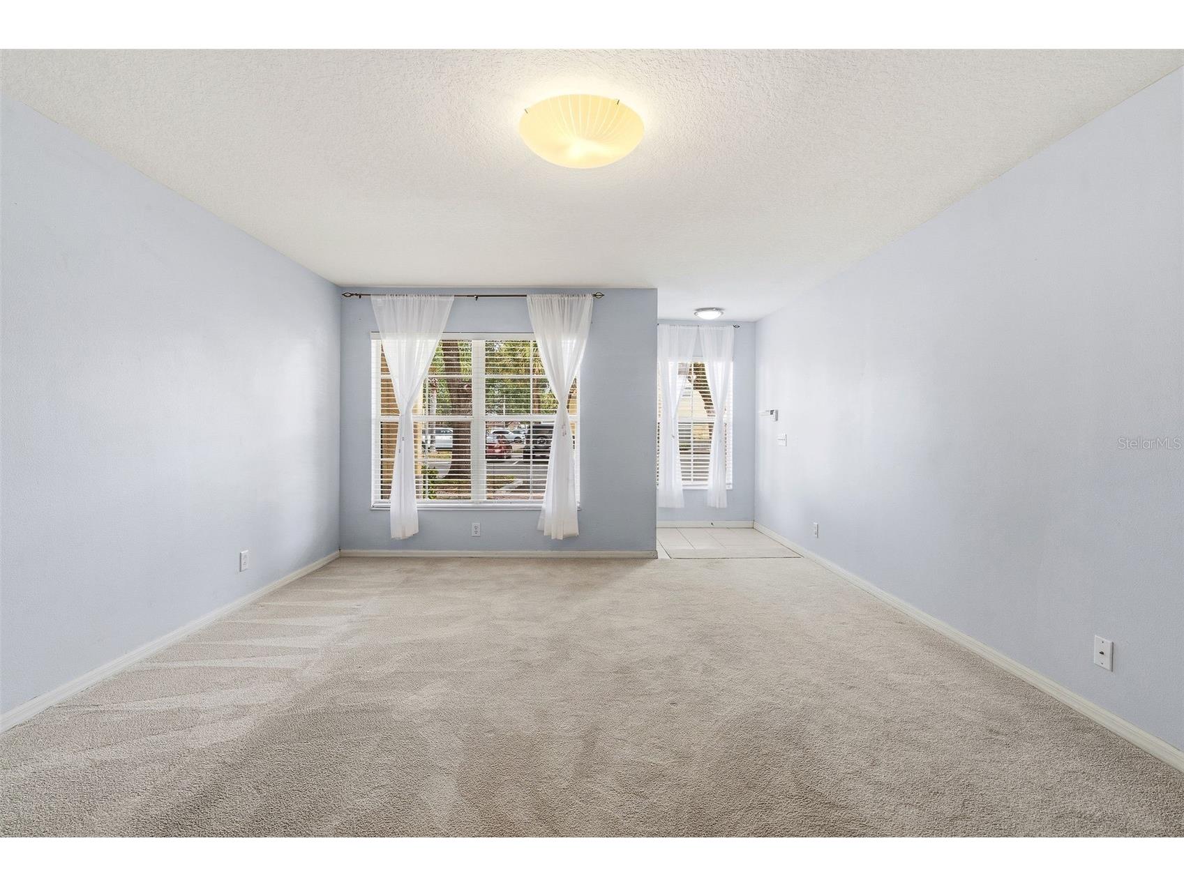 170 Coquina Bay Drive Saint Petersburg FL 33705 TB8517546 image5