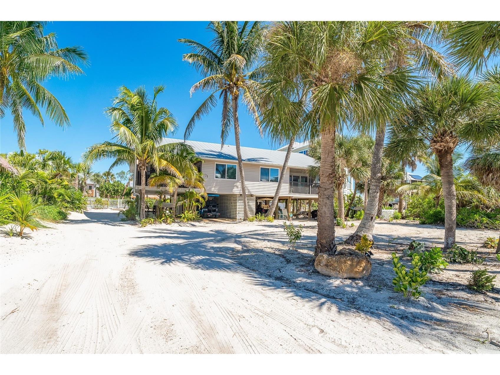 170 N Gulf Boulevard #3 Placida FL 33946 D6144335 image1