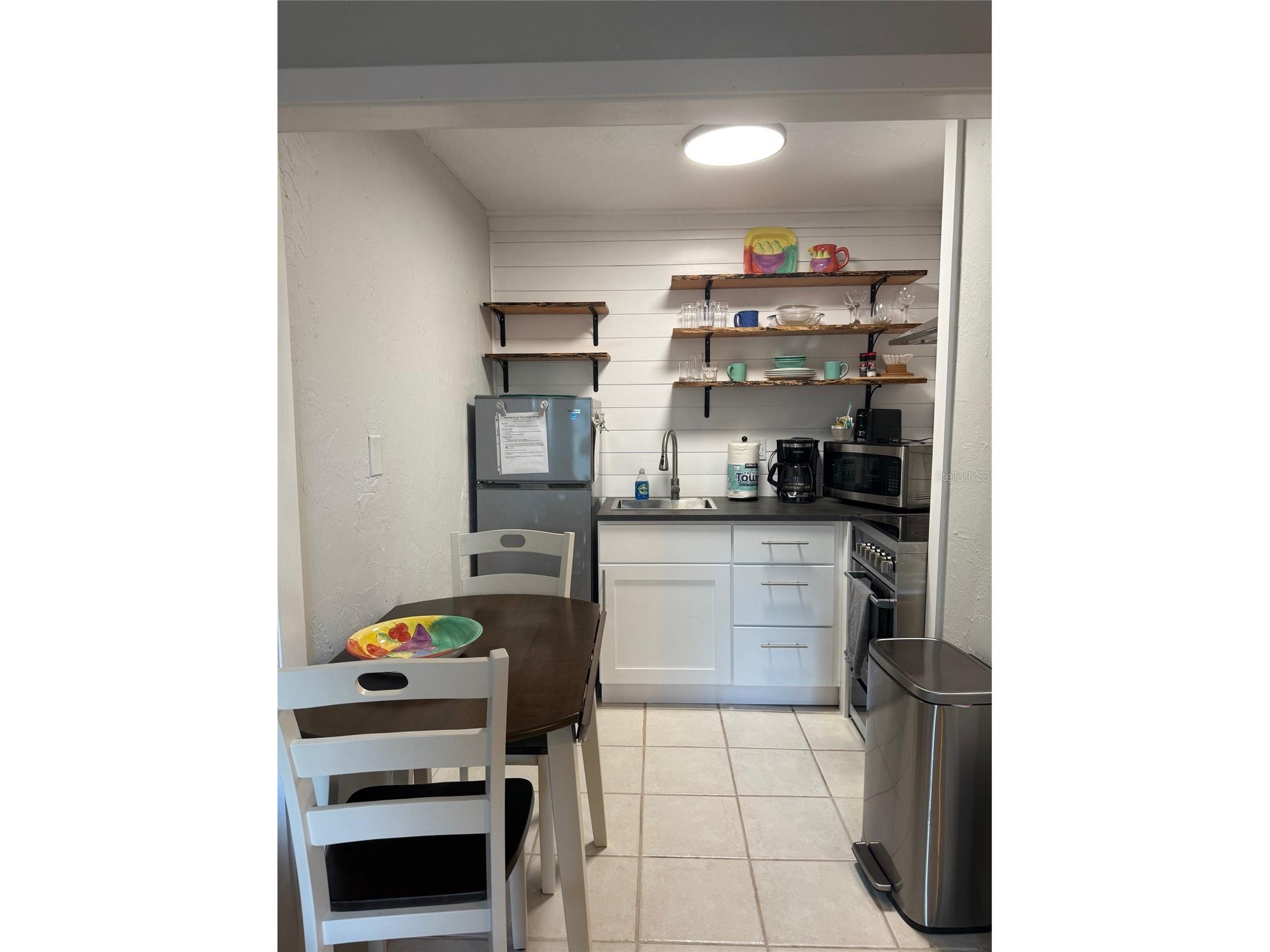 170 Roosevelt Drive #10 Sarasota FL 34236 A4670924 image6