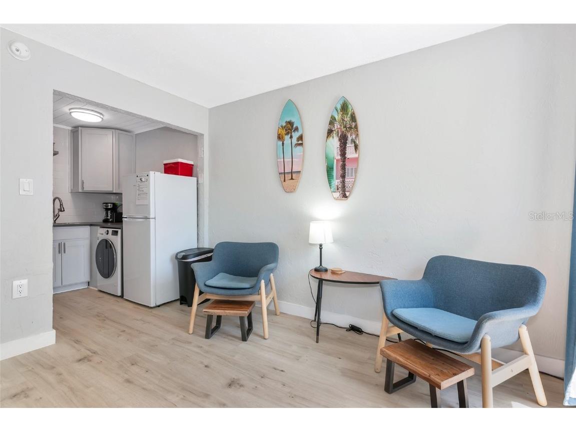 170 Roosevelt Drive #2 Sarasota FL 34236 A4652470 image13