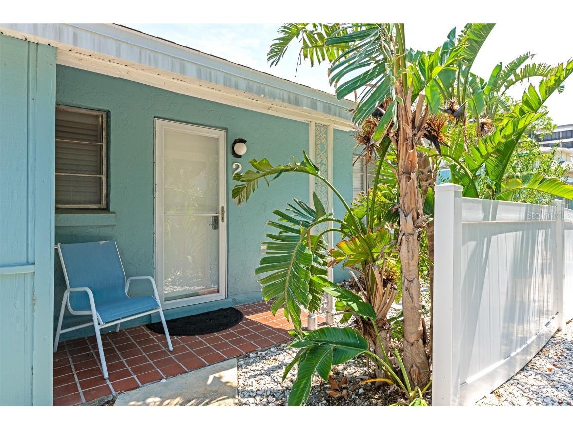170 Roosevelt Drive #2 Sarasota FL 34236 A4652470 image2