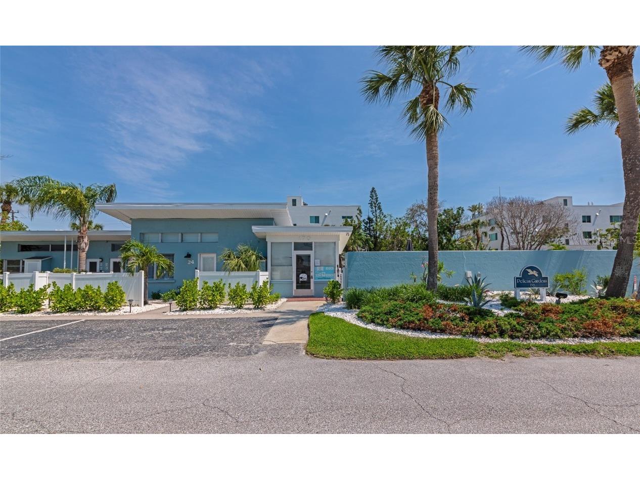 170 Roosevelt Drive #2 Sarasota FL 34236 A4652470 image25
