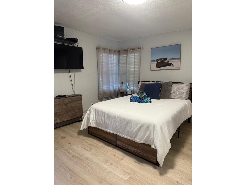 170 Roosevelt Drive #6 Sarasota FL 34236 A4670924 image20