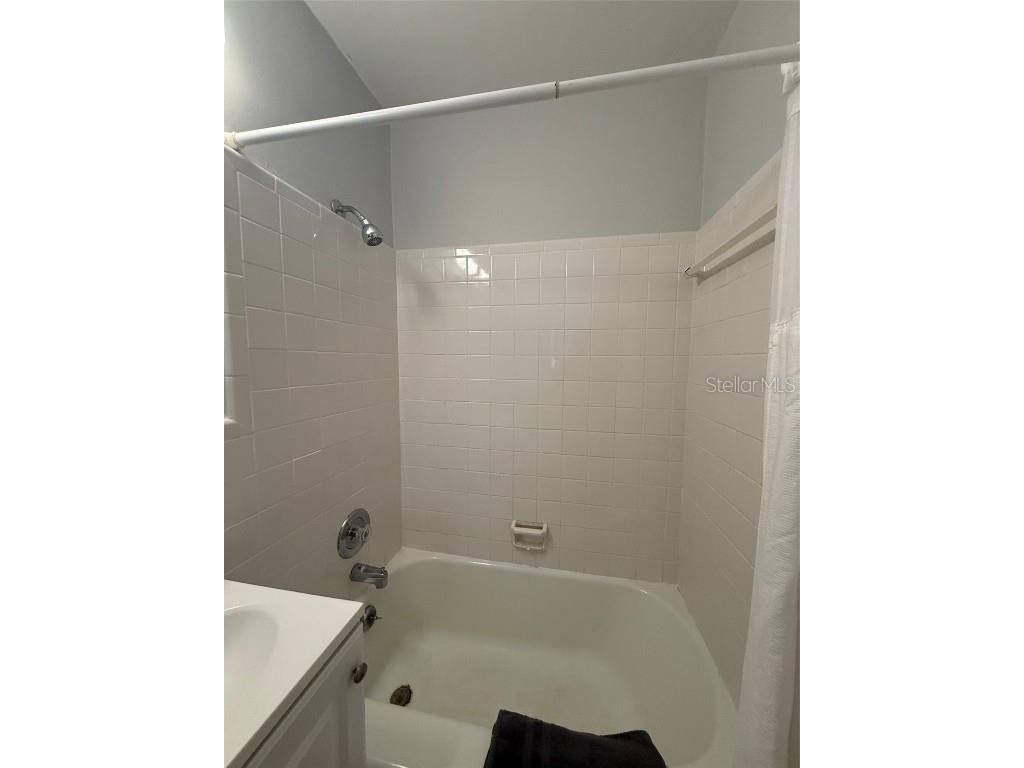 170 Roosevelt Drive #6 Sarasota FL 34236 A4670924 image25