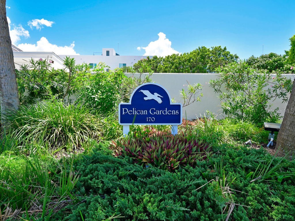 170 Roosevelt Drive #8 Sarasota FL 34236 A4693900 image16