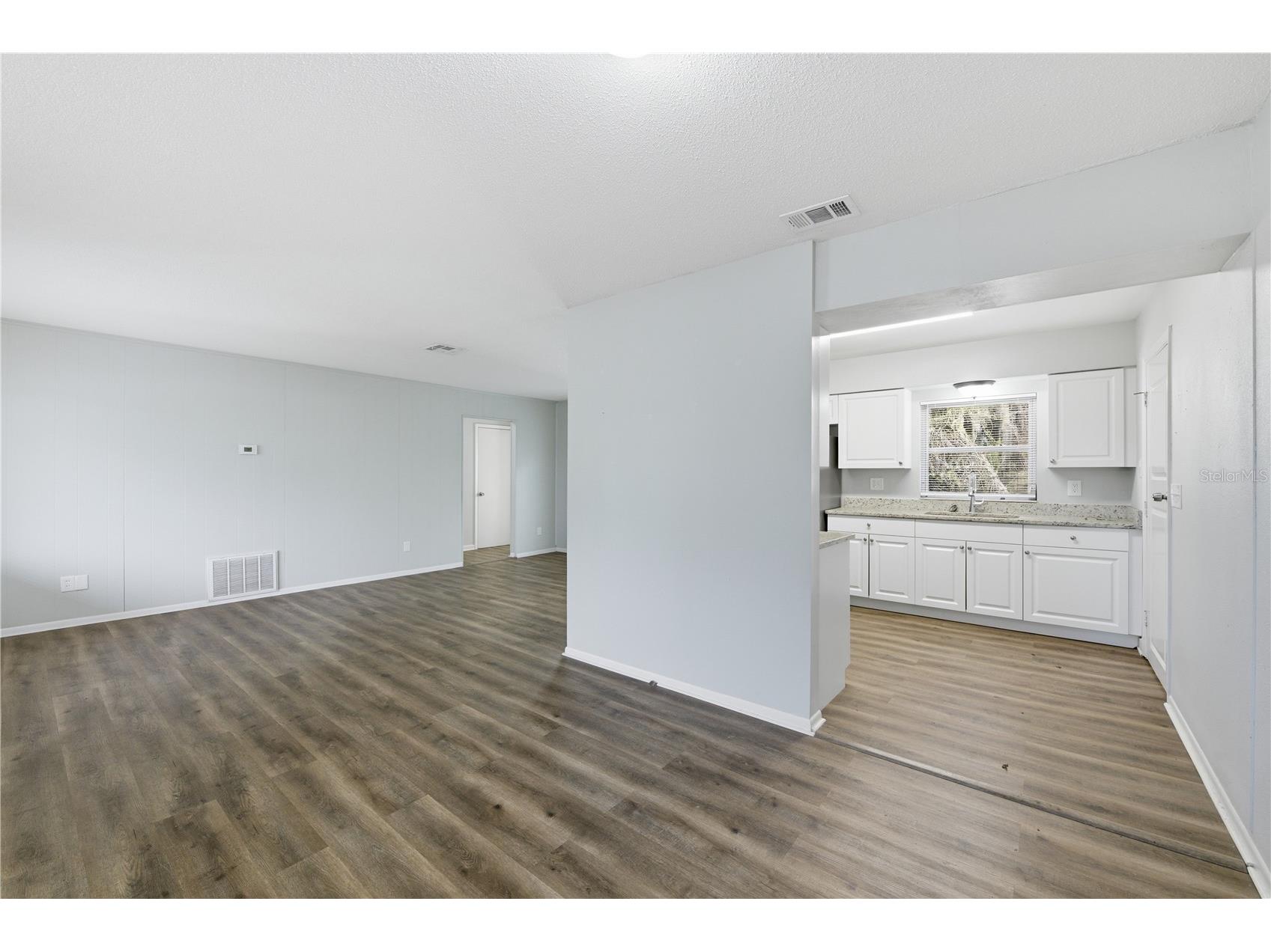 170 W Crystal Lake Avenue Lake Mary FL 32746 O6387076 image11