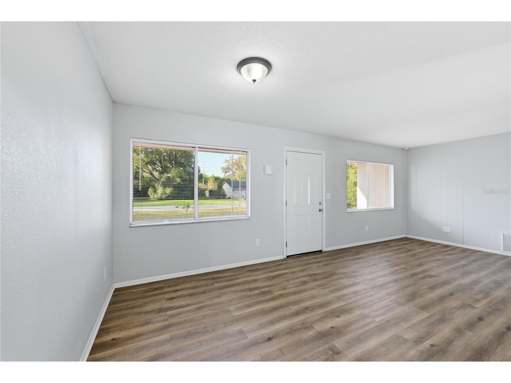 170 W Crystal Lake Avenue Lake Mary FL 32746 O6387076 image12