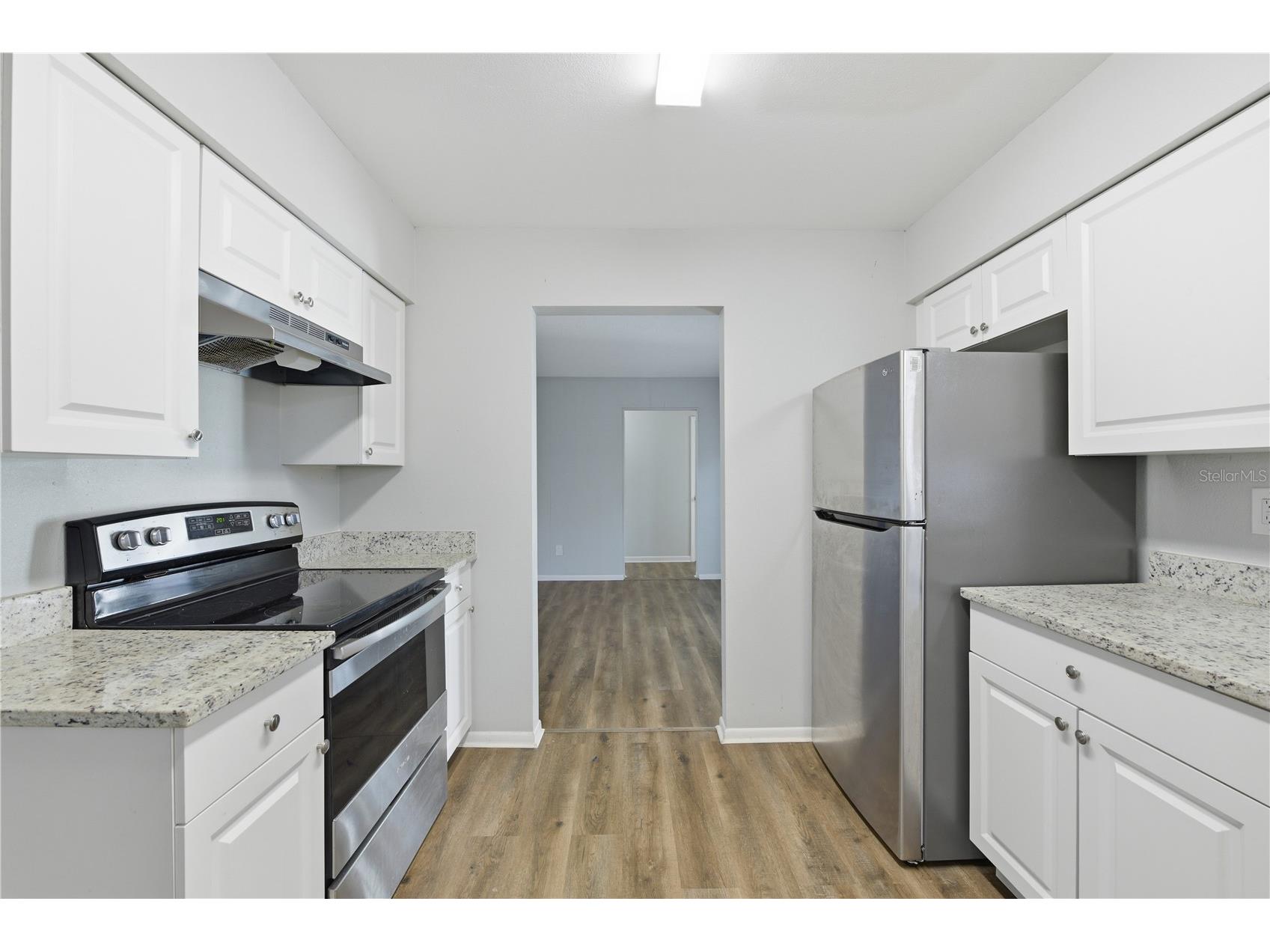 170 W Crystal Lake Avenue Lake Mary FL 32746 O6387076 image15