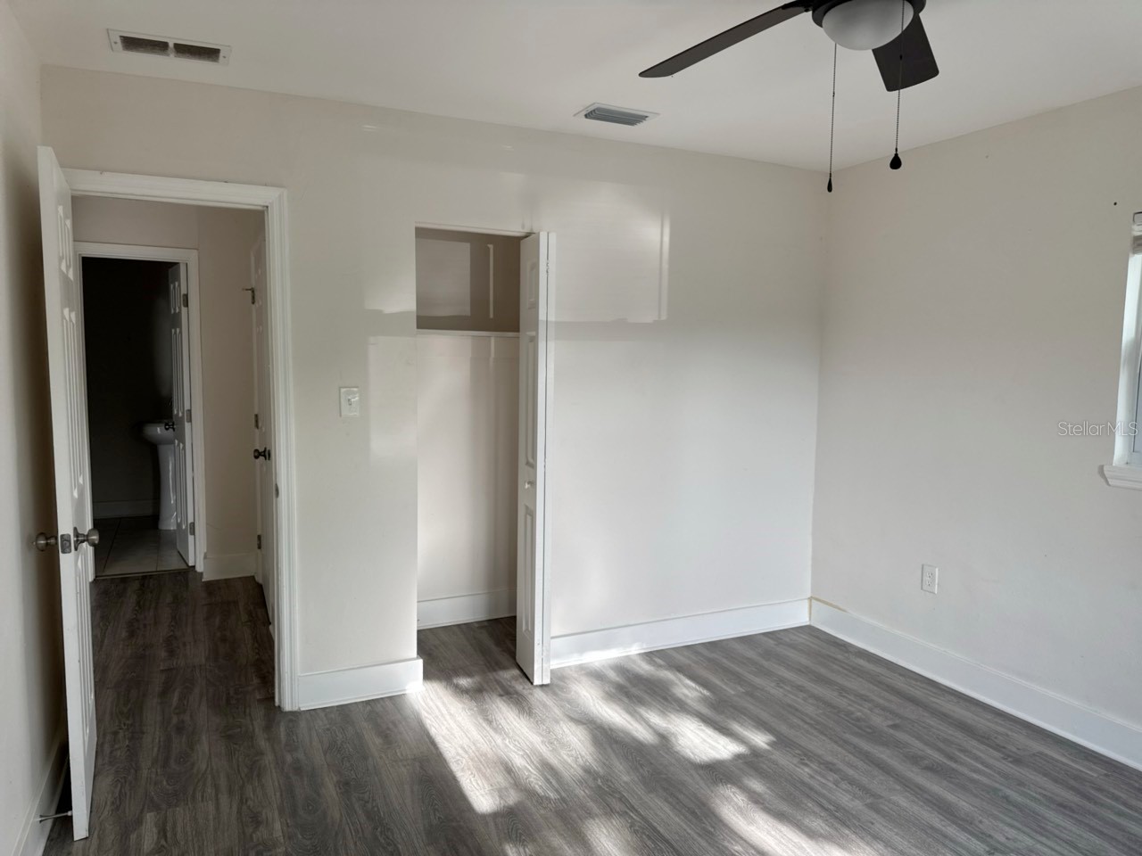 1700 30th Street S Saint Petersburg FL 33712 TB8503821 image10
