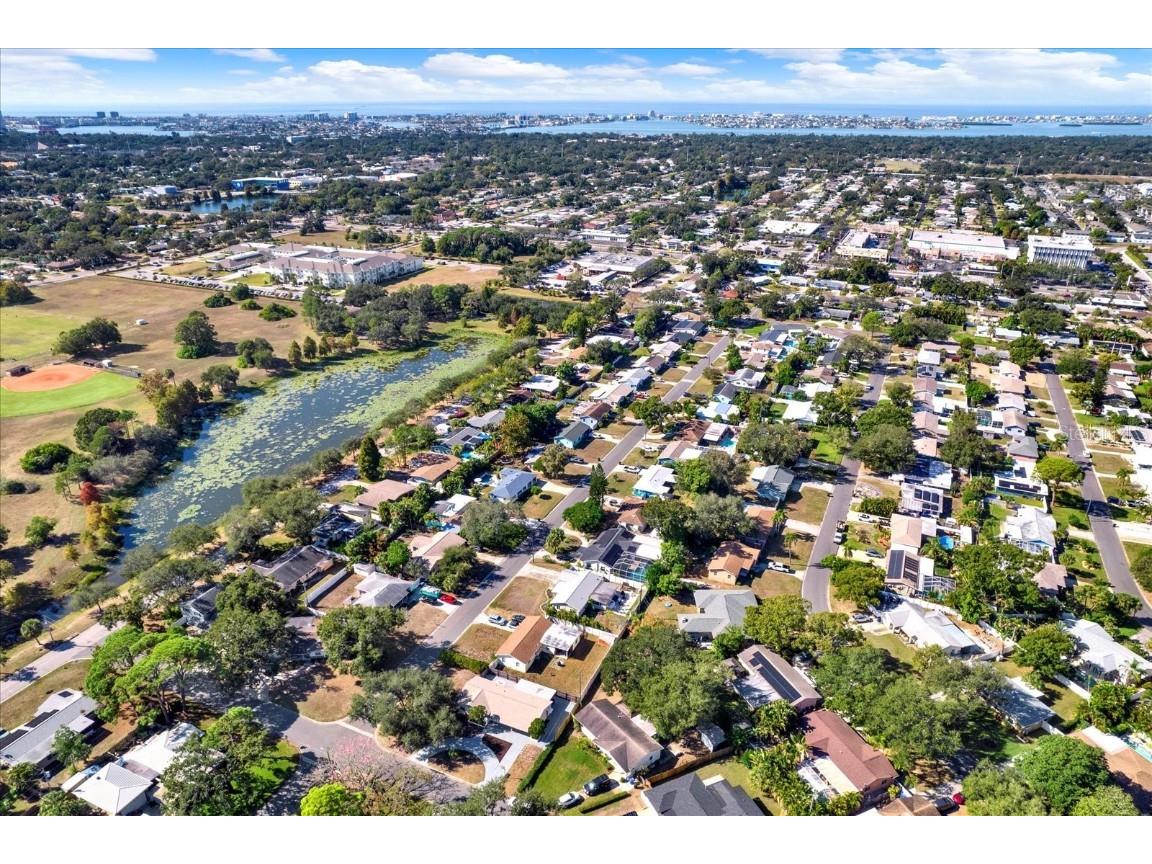 1700 63rd St N Saint Petersburg FL 33710 TB8450892 image14