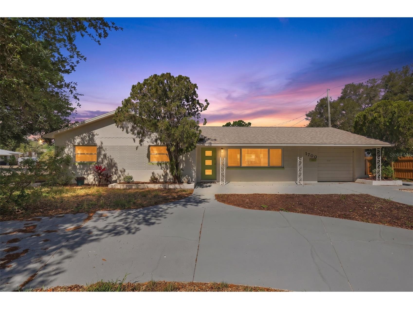 1700 63rd Street N Saint Petersburg FL 33710 TB8495749 image1