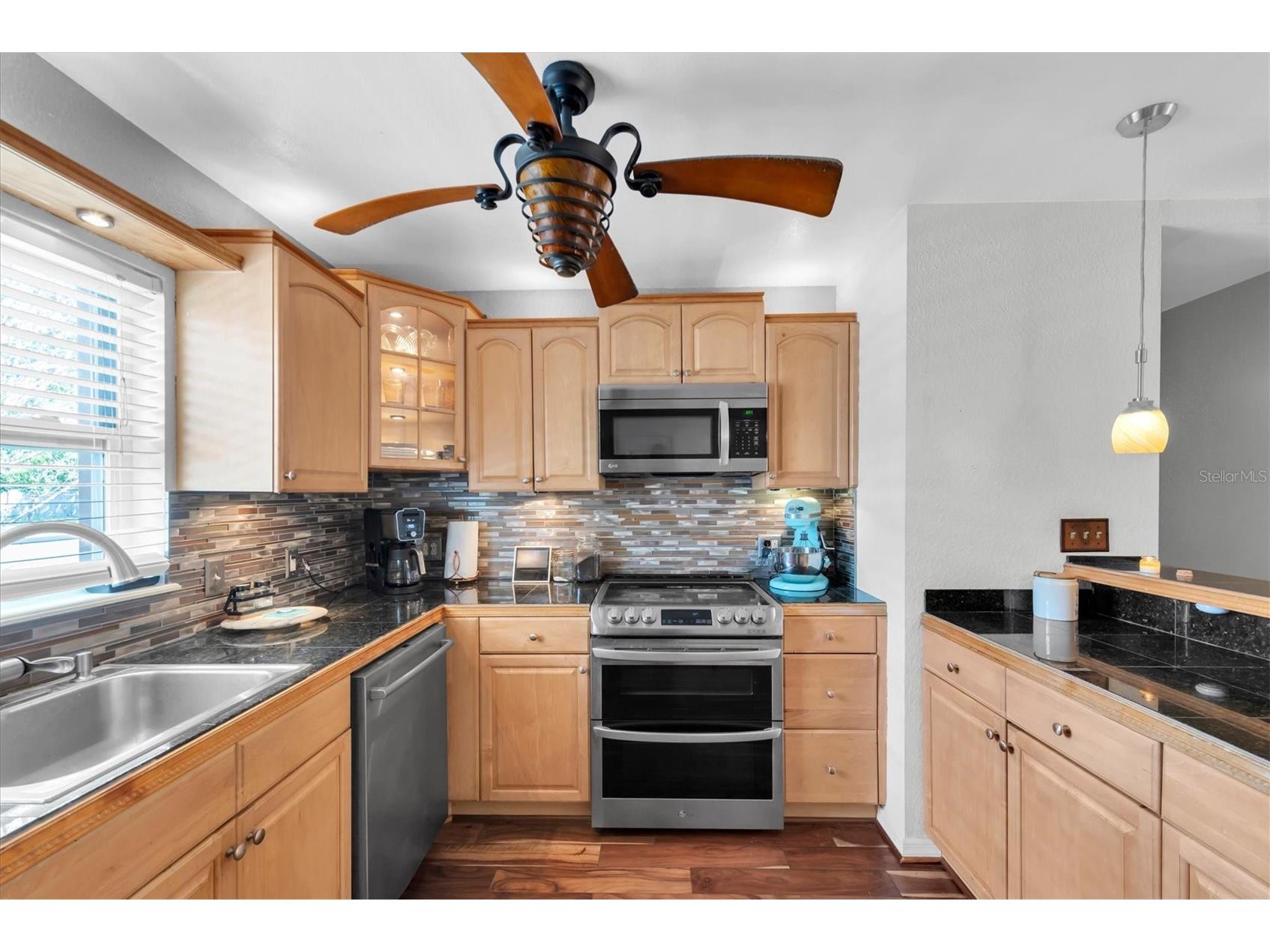 1700 74th Avenue N Saint Petersburg FL 33702 TB8483495 image10