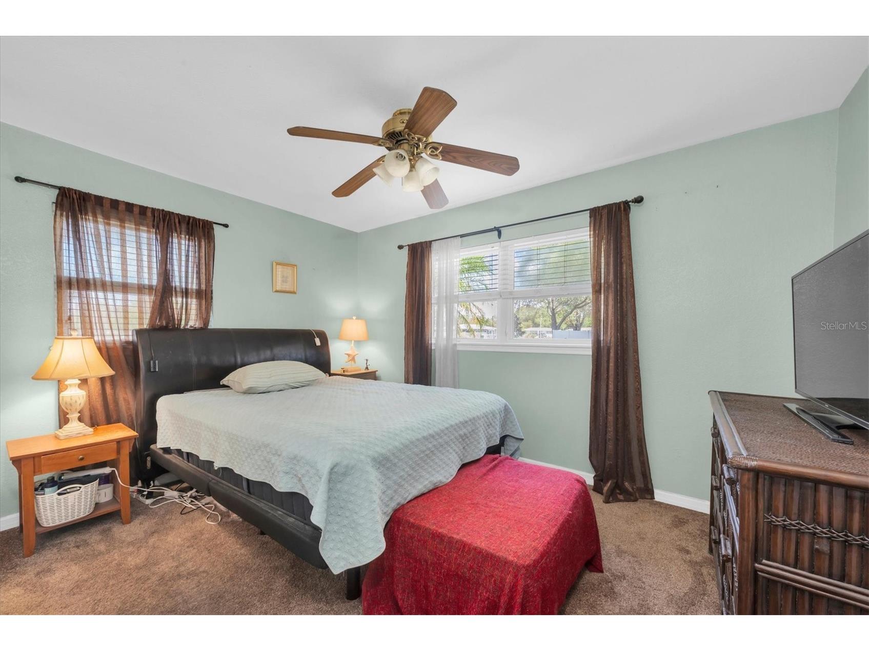 1700 74th Avenue N Saint Petersburg FL 33702 TB8483495 image12