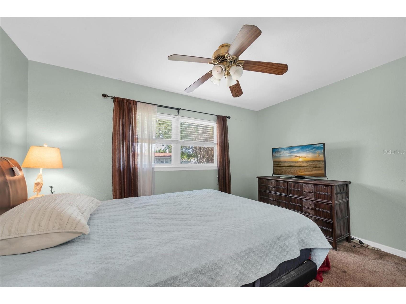 1700 74th Avenue N Saint Petersburg FL 33702 TB8483495 image13