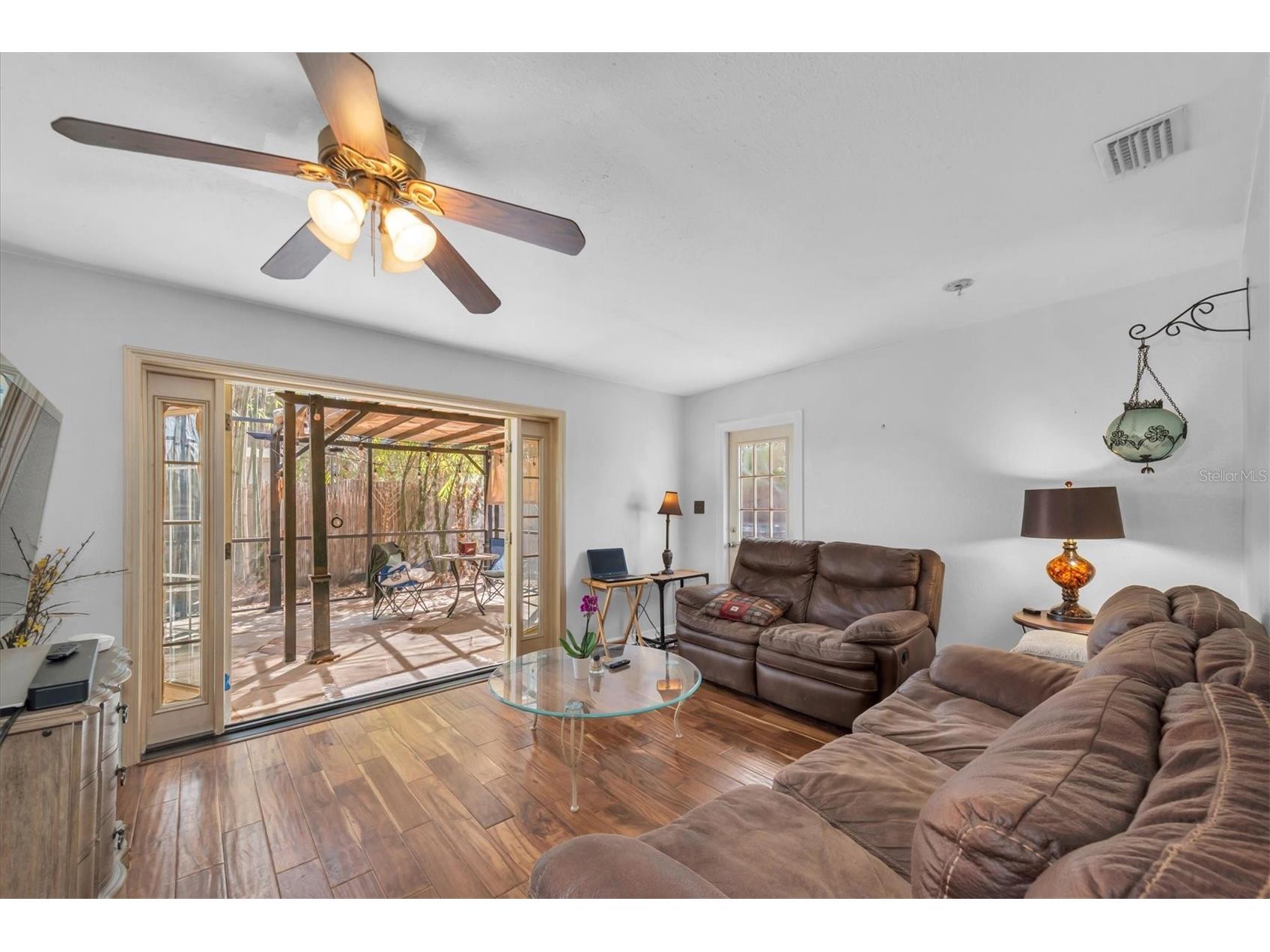 1700 74th Avenue N Saint Petersburg FL 33702 TB8483495 image3