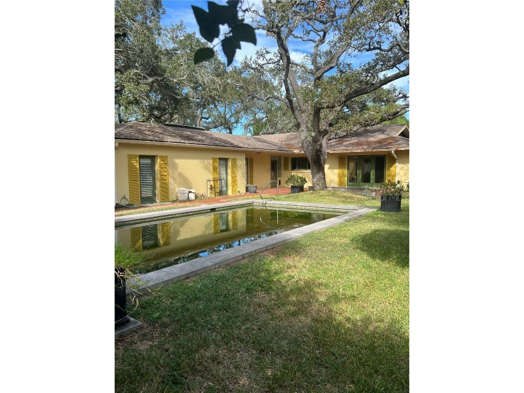 1700 Beach Drive NE Saint Petersburg FL 33704 U8214841 image1