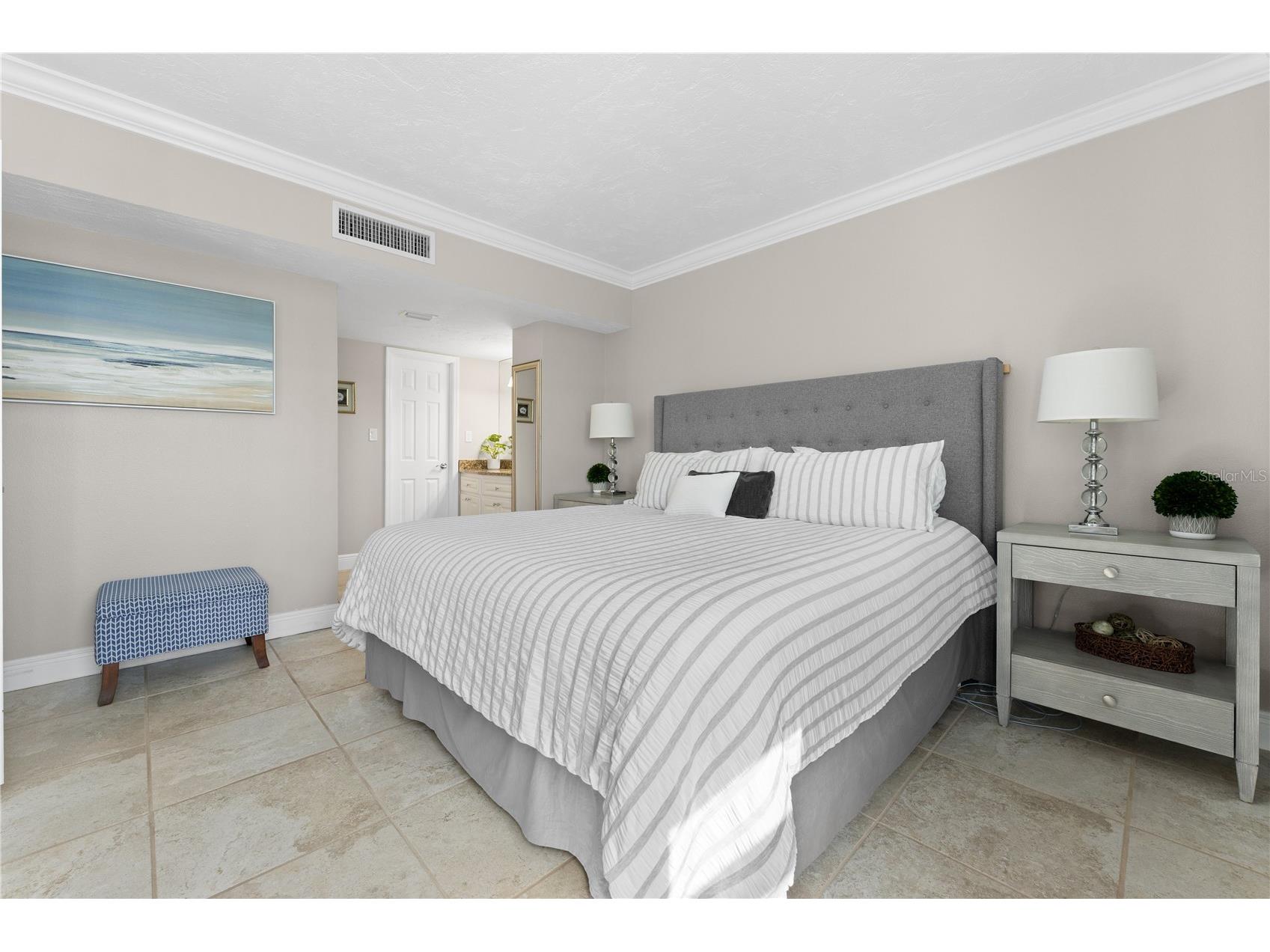 1700 Benjamin Franklin Drive #10F Sarasota FL 34236 - GULF OF MEXICO SARASOTA BAY A4697846 image12