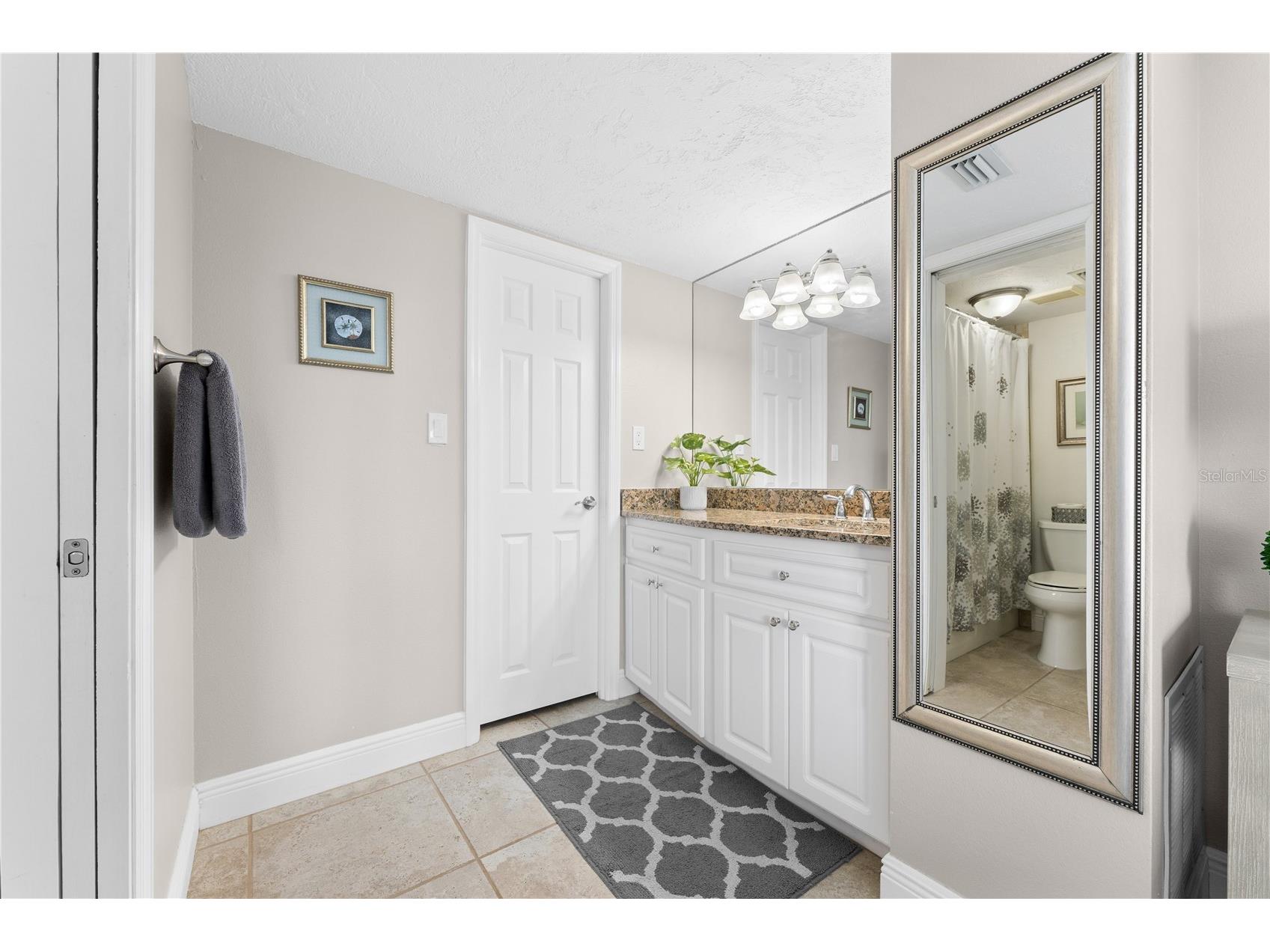 1700 Benjamin Franklin Drive #10F Sarasota FL 34236 - GULF OF MEXICO SARASOTA BAY A4697846 image15