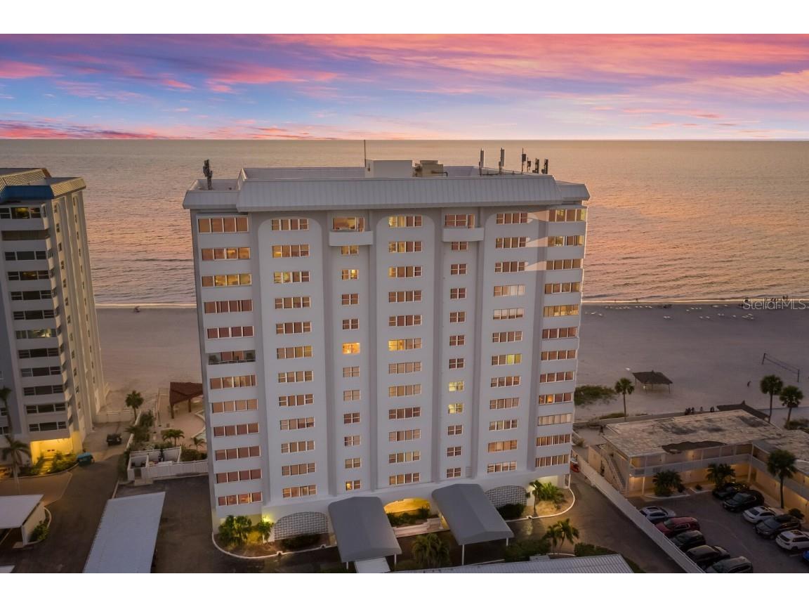 1700 Benjamin Franklin Drive #2A Sarasota FL 34236 - GULF OF MEXICO A4556432 image1