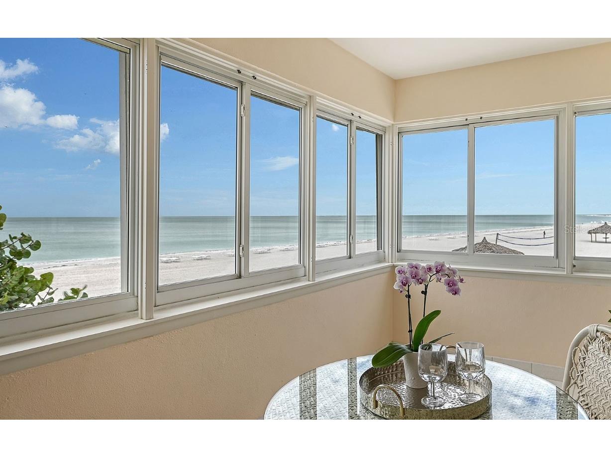 1700 Benjamin Franklin Drive #2D Sarasota FL 34236 A4592817 image1