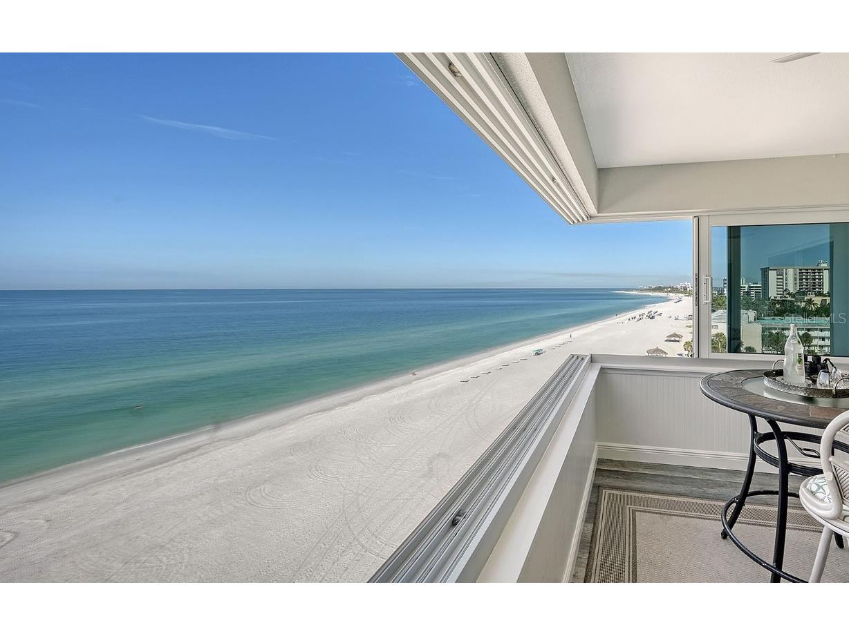 1700 Benjamin Franklin Drive #8D Sarasota FL 34236 - GULF OF MEXICO A4607729 image1