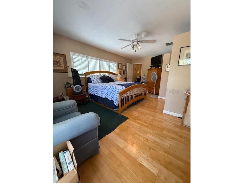 1700 Country Club Road N Saint Petersburg FL 33710 TB8502117 image14