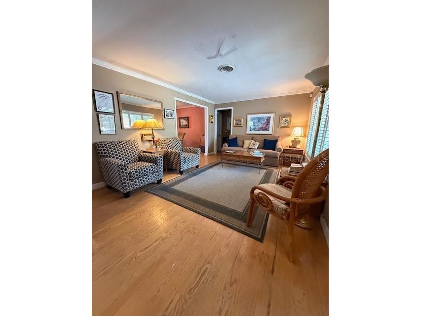 1700 Country Club Road N Saint Petersburg FL 33710 TB8502117 image3