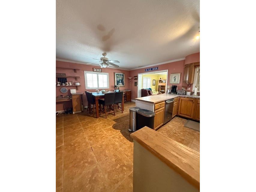 1700 Country Club Road N Saint Petersburg FL 33710 TB8502117 image6