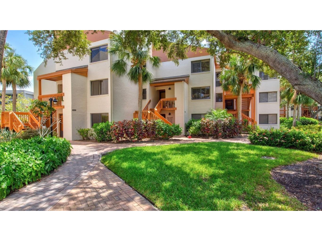 1700 Cove Ii Place #310 Sarasota FL 34242 A4657459 image1