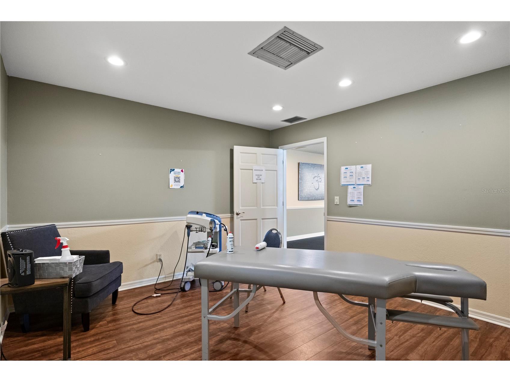 1700 Dr Martin Luther King Jr Street N #A Saint Petersburg FL 33704 TB8379976 image47
