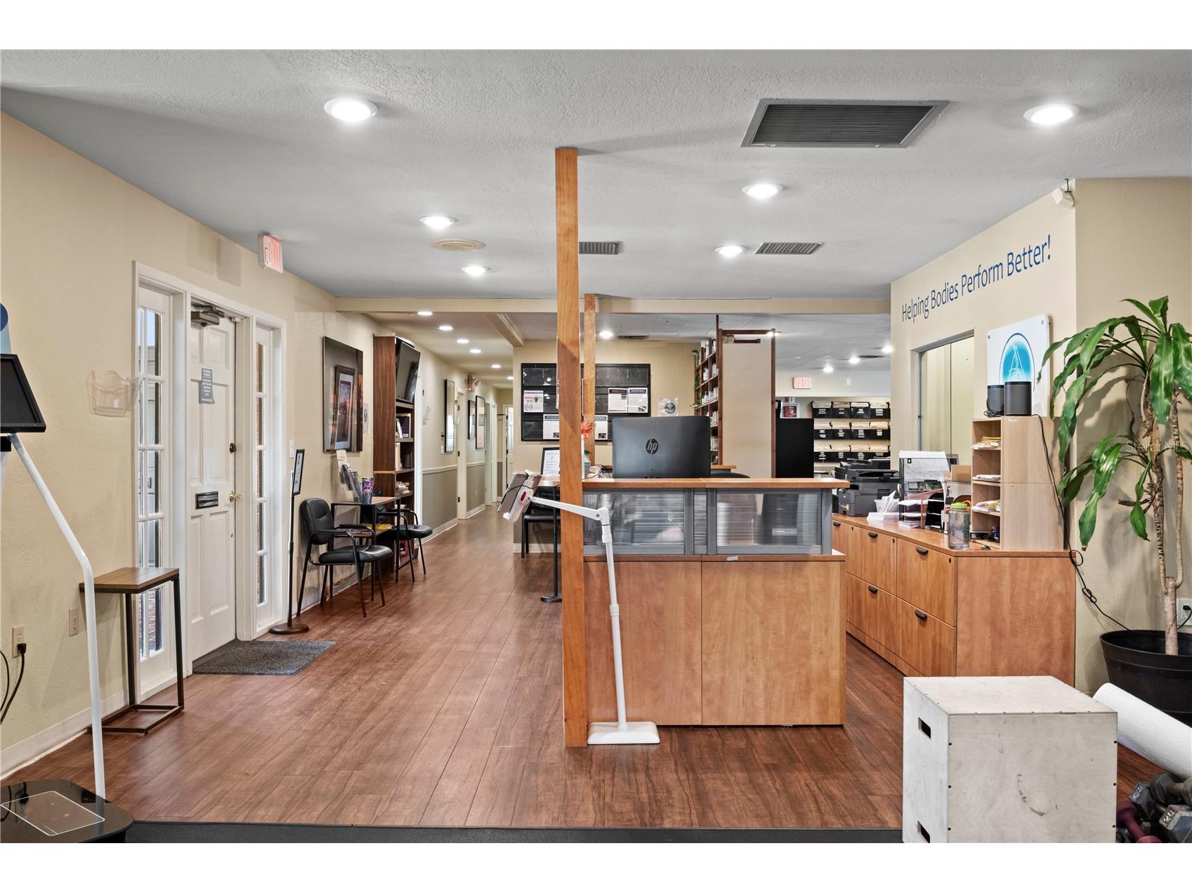 1700 Dr Martin Luther King Jr Street N #A Saint Petersburg FL 33704 TB8379976 image5