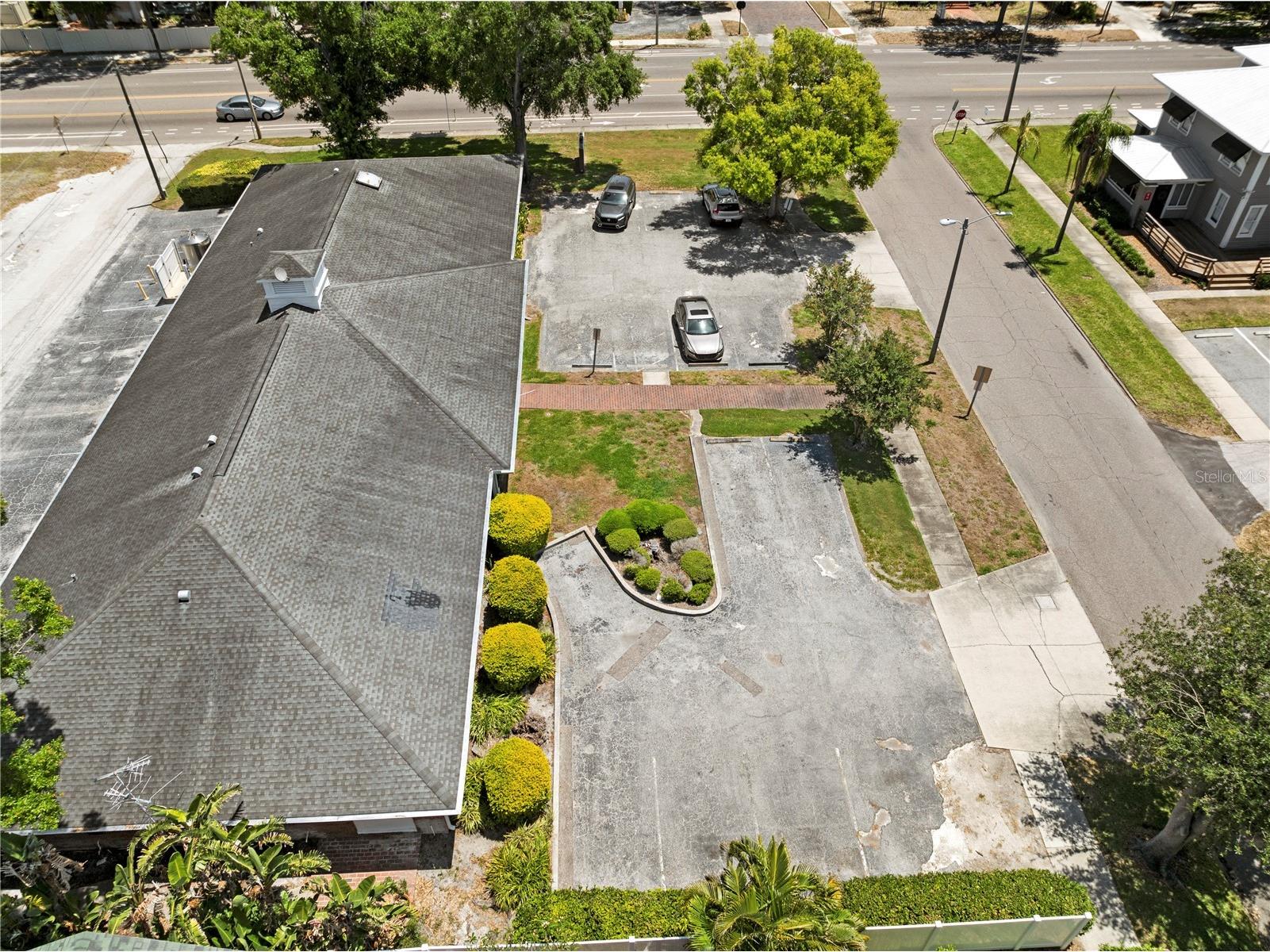 1700 Dr Martin Luther King Jr Street N #A Saint Petersburg FL 33704 TB8379976 image57