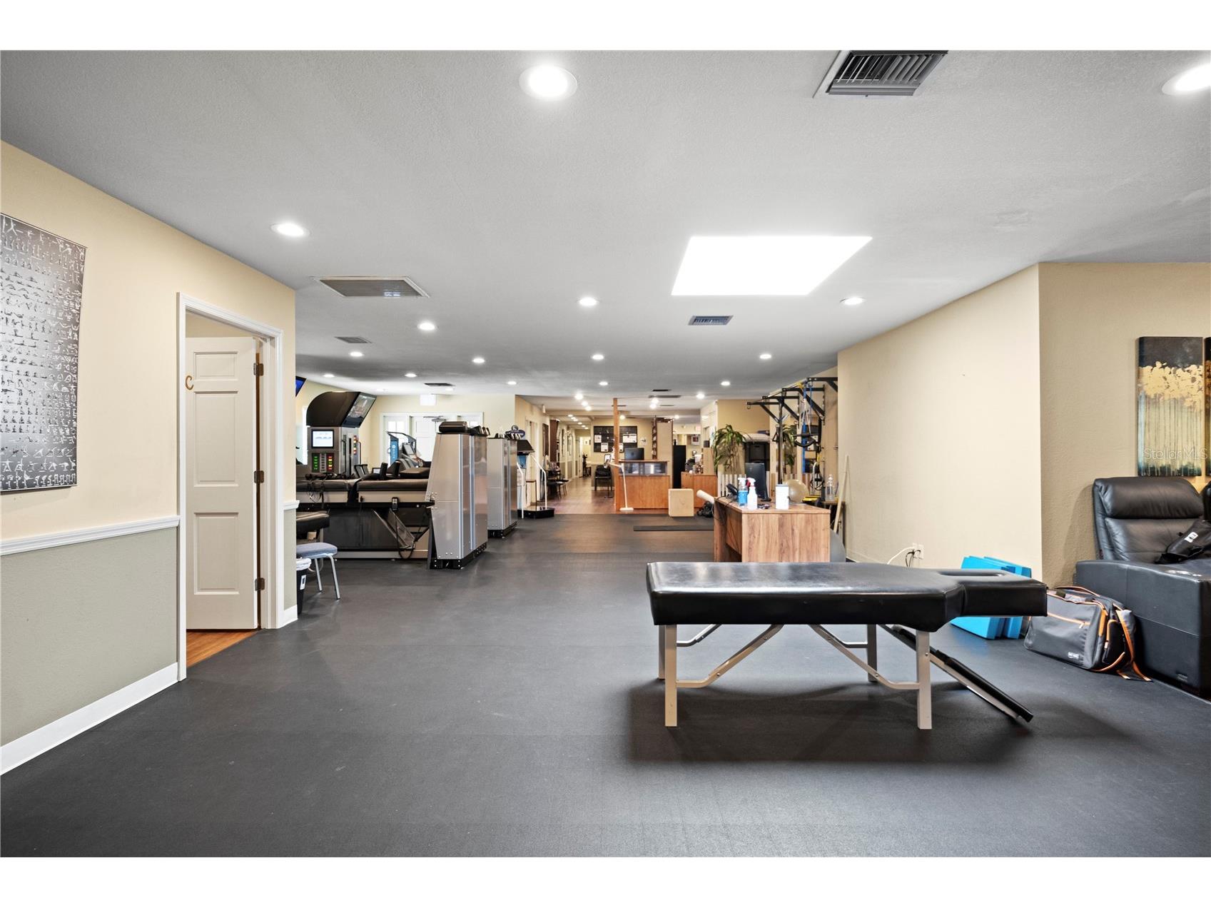 1700 Dr Martin Luther King Jr Street N #A Saint Petersburg FL 33704 TB8379976 image7