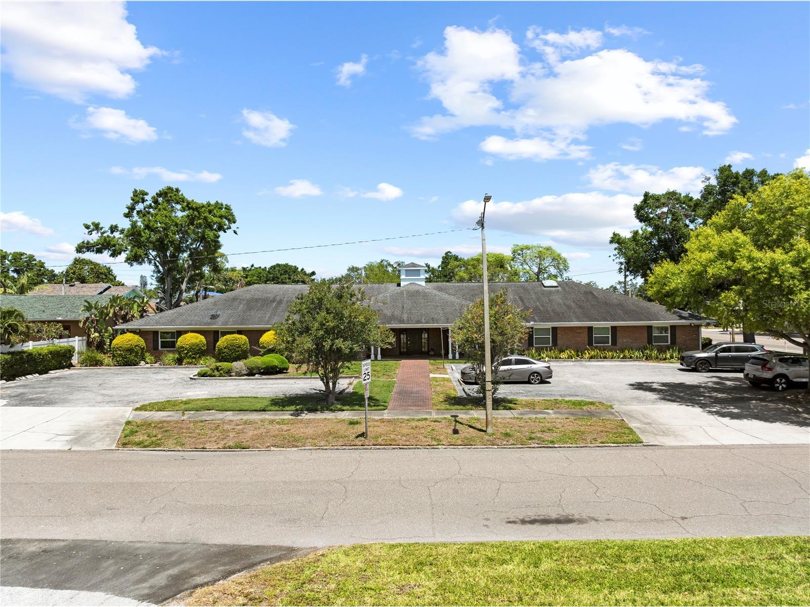 1700 Dr Martin Luther King Jr Street N #A Saint Petersburg FL 33704 TB8379976 image71
