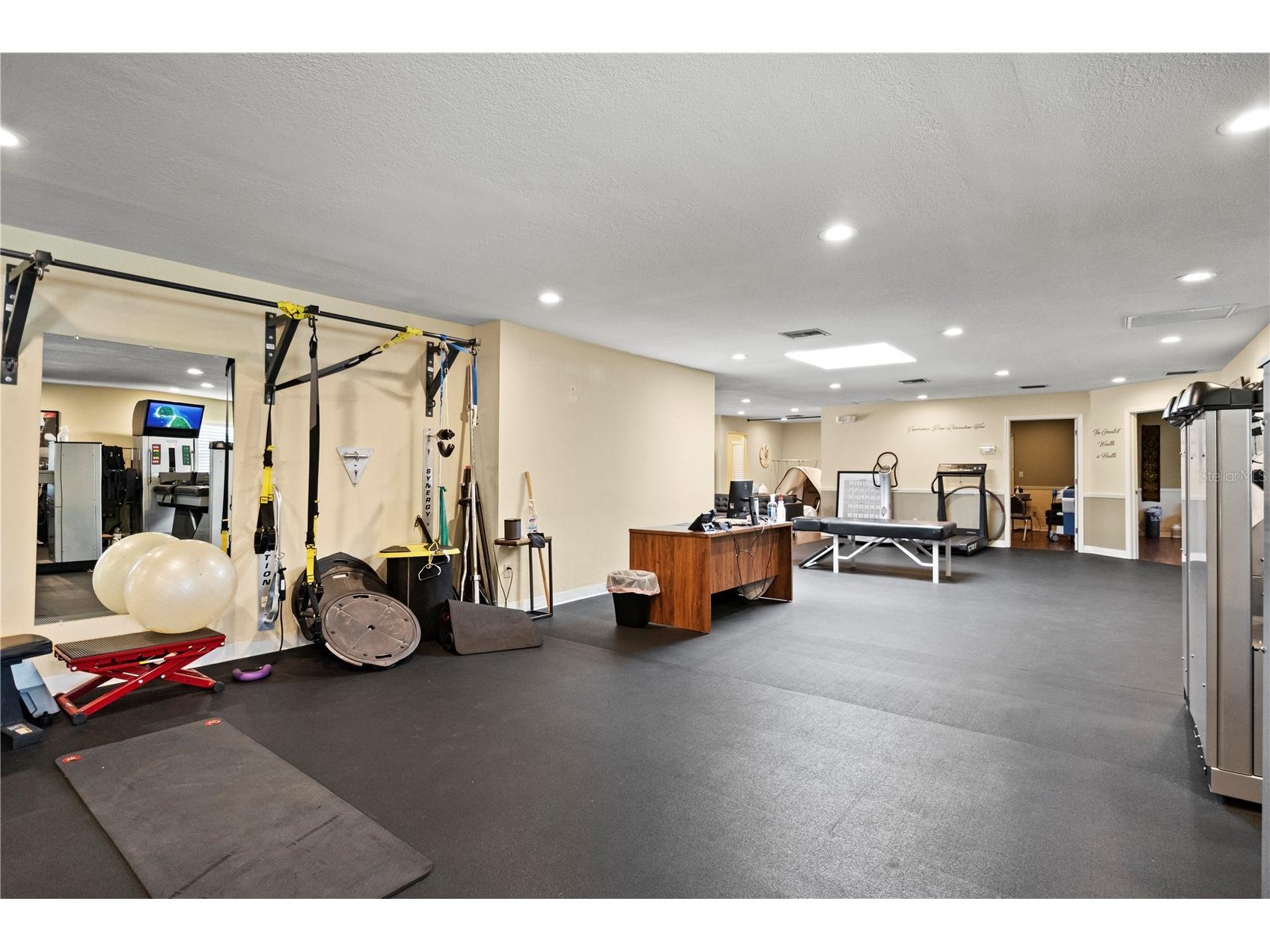1700 Dr Martin Luther King Jr Street N #A Saint Petersburg FL 33704 TB8379976 image9
