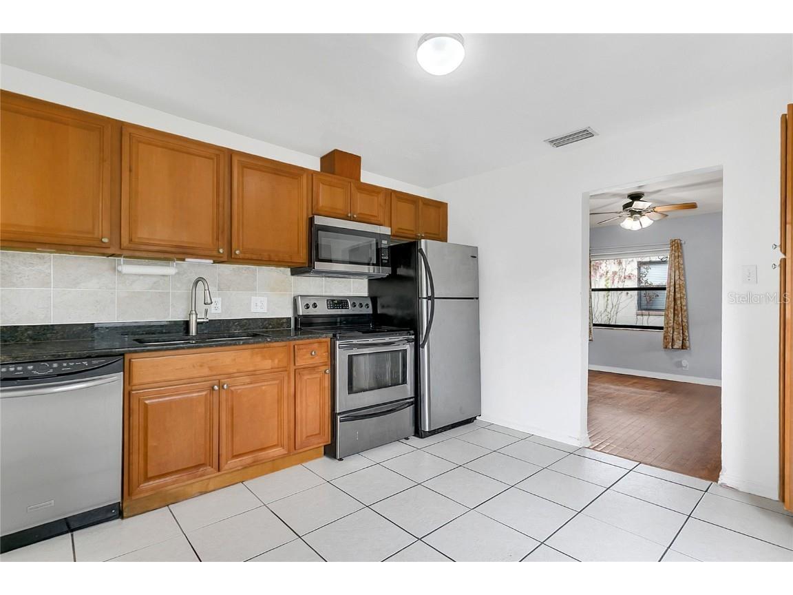 1700 Ferris Avenue Orlando FL 32803 O6366455 image8