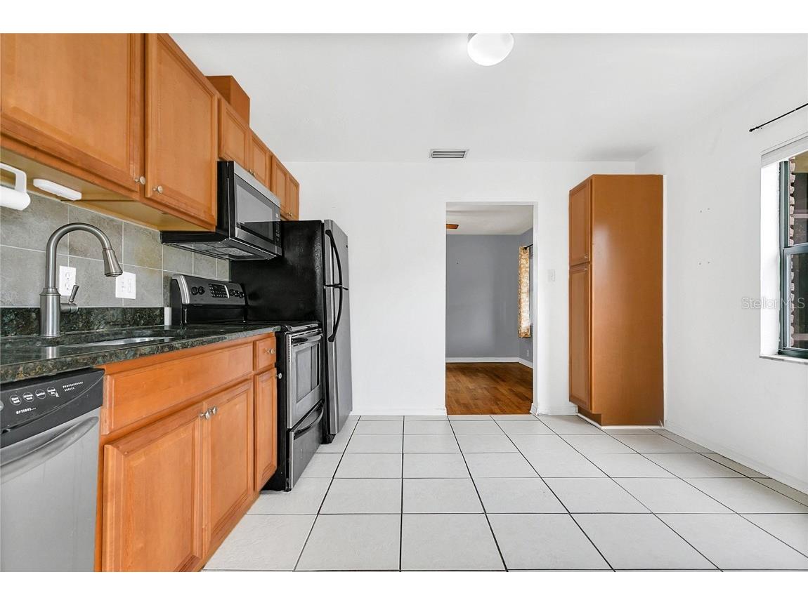 1700 Ferris Avenue Orlando FL 32803 O6366455 image9