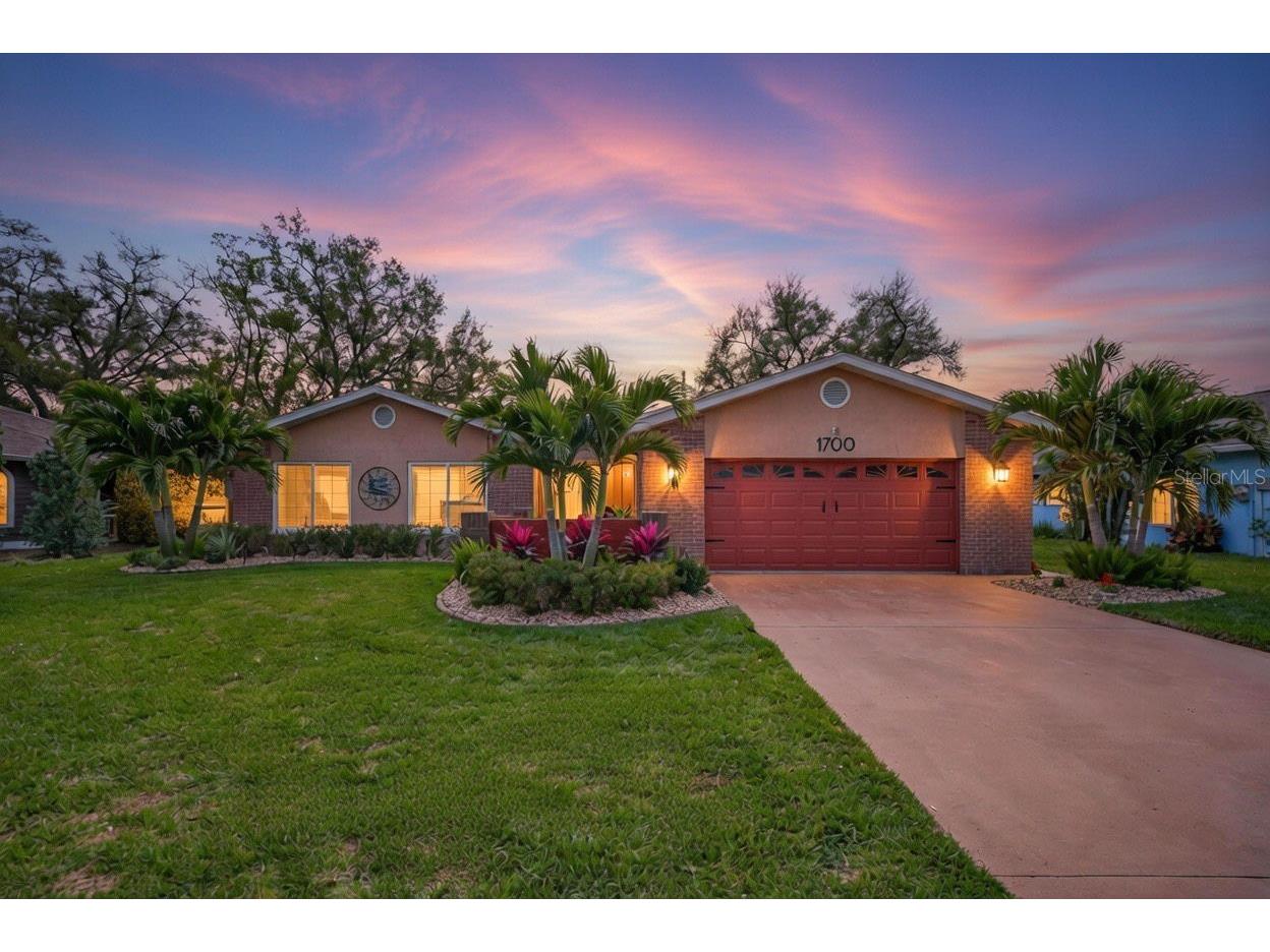 1700 Glen Lakes Boulevard N Saint Petersburg FL 33702 TB8480789 image1